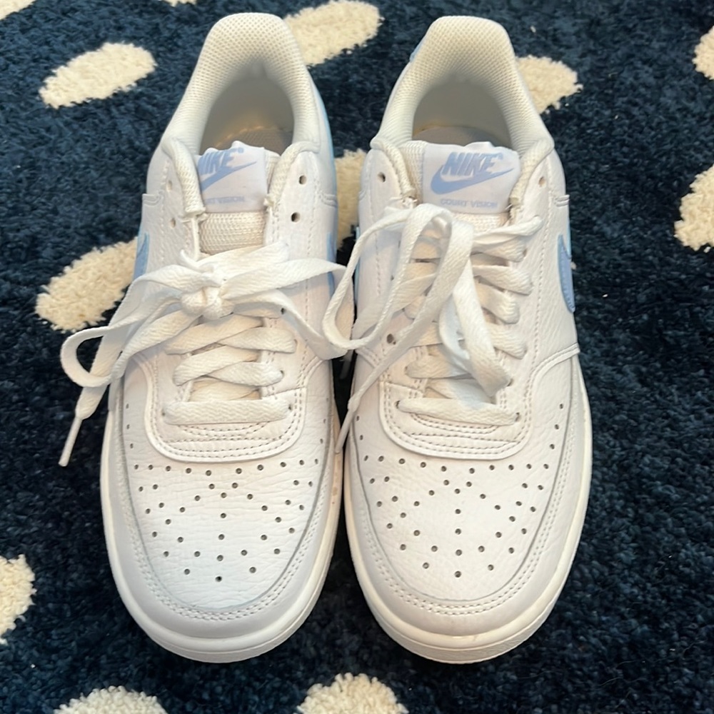 Nike Court Vision